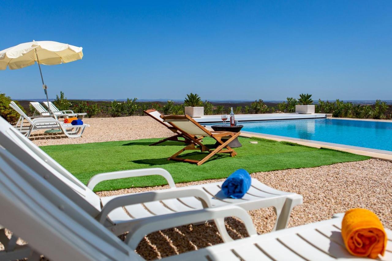 Corte Velada Guest House By Lovelystay Lagos Exterior photo