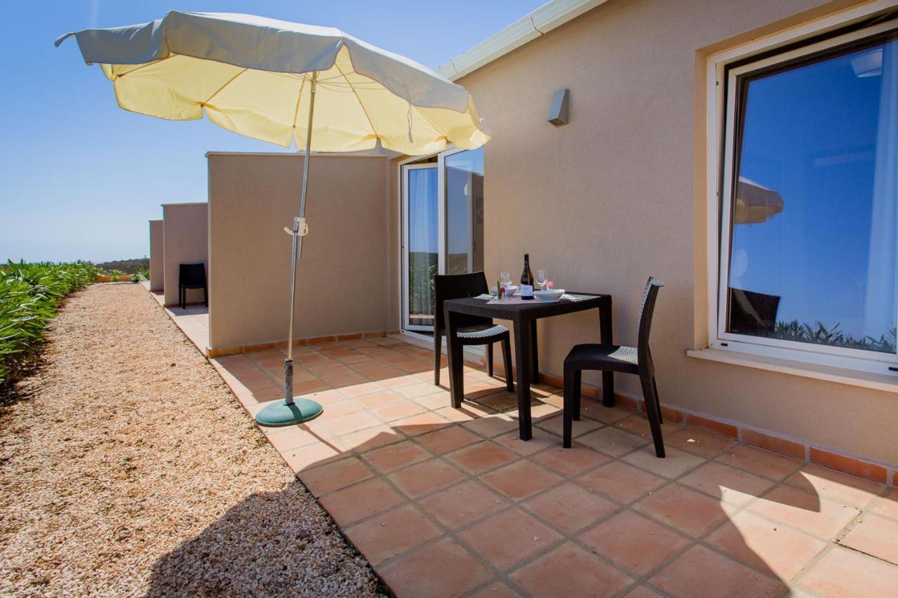 Corte Velada Guest House By Lovelystay Lagos Exterior photo